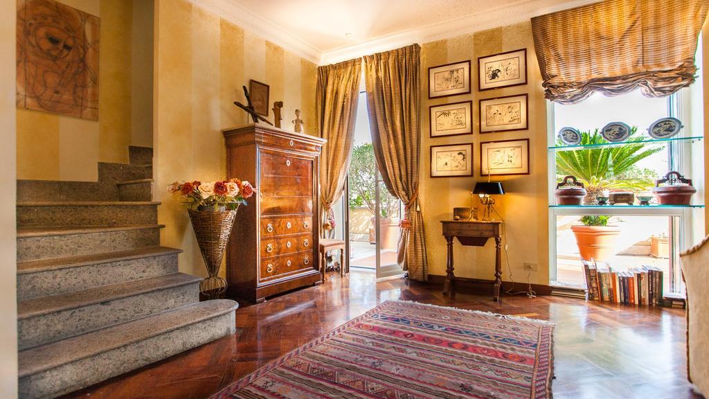 Rental In Rome - Fontana Di Trevi Penthouse Ngoại thất bức ảnh