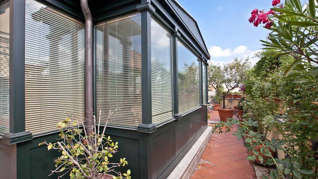 Rental In Rome - Fontana Di Trevi Penthouse Ngoại thất bức ảnh